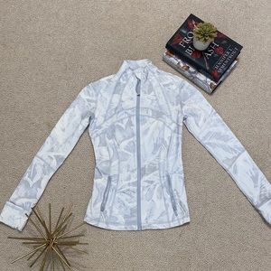 Women’s Lululemon Define Jacket Size 4
